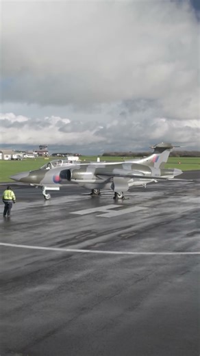 XW544 - Rare Blackburn Buccaneer S2.B Engine Run
