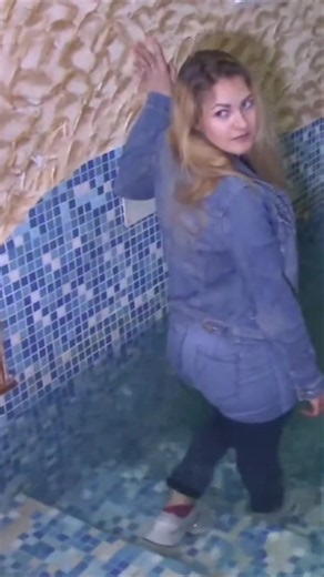#shorts #wet​ #wetlook #wetclothes​ #girl​​ #pool #swimming pool #wetgirls​ #swimclothes​