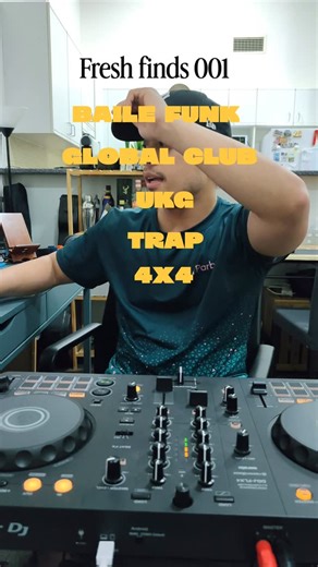 pat g / triq on Instagram: "Doing something different with fresh finds for the weekend!! Sharing some new music I dug up on SoundCloud and hoping to make this a weekly thing to show y’all what I’ve been rocking to recently. Did I get any of the genres wrong? Lmk idk there are too many now 😂 Edits by: @davenunes_ @runprowler @png_305 @refilledmusic @darbysounds"