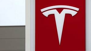 Tesla stocks down for fifth week in a row, longest losing streak in three years