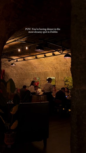 POV: you’re having dinner in the most dreamy spot in Dublin ✨ Some restaurants are just about the food. Others are about the atmosphere. Urban Brewing happens to have both, and a little more. The lighting. The historic vaults. The quiet buzz of conversations around the space. Urban Brewing is one of those dinner spots in Dublin where the whole experience stays with you. A place for date nights, celebrations, and unforgettable dinners in Dublin. Good food. Great drinks. And the kind of atmosphere