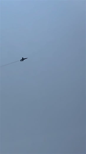 11K views · 548 reactions | TF-104 smoking in the overhead pattern brings back memories 沈 #theaviationist #praticadimare #praticadimareairshow #aeronauticamilitare100 #aeronauticamilitare #italianairforce #tf104 #f104starfighter #starfightersaerospace | The Aviationist | Facebook