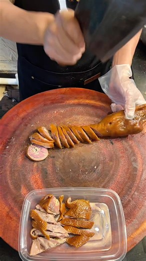 😋 Gourmet Goose Cutting Technique You Need to See 🔪🔥 #shorts