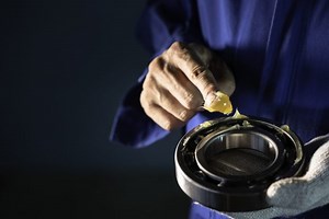 What is a Grease Thickener? - Lubrication Expert