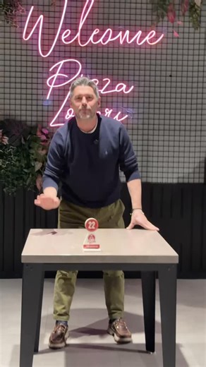 LA PIZZA SBUFFONA😍🍕 È lei la protagonista della prima puntata del 2026 di #PIZZALOVERS Colorata, super buona… e da perdere la testa al primo morso 🤪🔥 Vieni a provarla al MORRISONS PREMIUM PUB • NEW ERA ⚡️ Via Santi 1, Cupra Marittima 📍 379 201 9727 ☎️ Infoline | Morrison's Pub