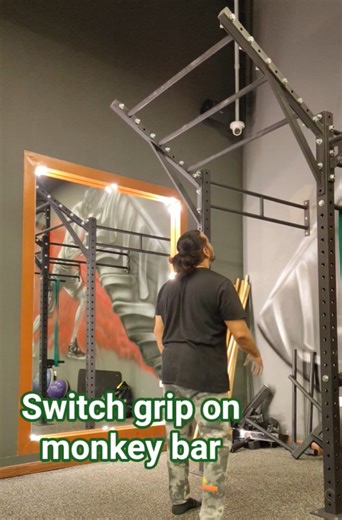 switch grip on monkey bar #calisthenics #pullday