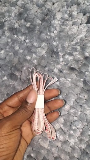 A mini tutorial on how to cut your wigs with a scissors #hairTutorials #hairstyle #hairstylistsoftiktoknigeria #hairtok #hairtok2022 #hairtransformation #hairtrends2022 #hairideas #hairstylists #hairstylistnearme