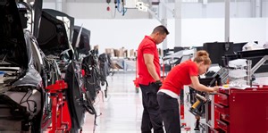 Tesla launches a $10,000 monthly lottery to encourage workers to get COVID-19 vaccines