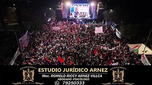 El cierre de campaña del PDC reunió a una multitud que sorprendió incluso a los organizadores. 🎥 Las tomas aéreas muestran una participación masiva, y entre los asistentes las estimaciones varían: “Más de 30 mil”, dicen unos; “muchos jovenes”, comentan otros. ¿Cuántas personas crees que había realmente? | Play Noticias