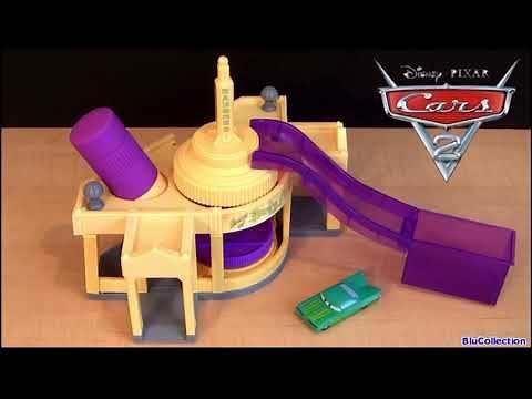 Disney Cars 2 Ramone’s Color Change Playset + 26 Color Changers Review