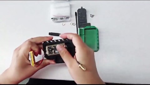 Heltec 2 Pack WiFi LoRa 32 V4 with OLED Display 27dBm ESP32-S3 SX1262 Complete Battery Casing Kit for Meshtastic IoT Arduino (2 Pack-GPS+3000mAh Battery)