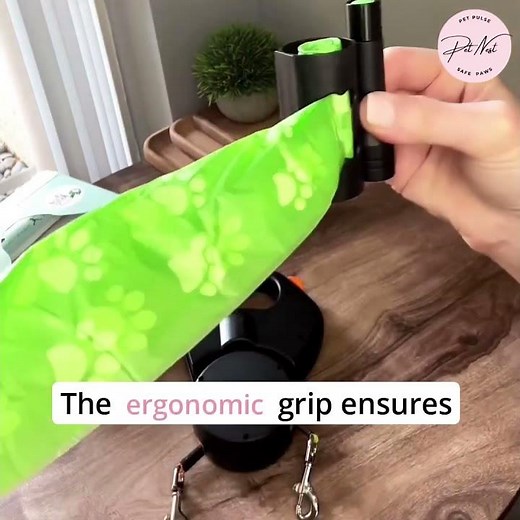 Pet Nest-Walk 2 Dogs Like a Pro! Dual Dog Leash Review