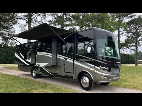 2015 Georgetown by Forest River Georgetown XL 352QS