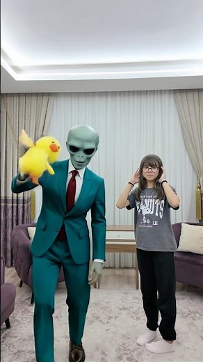 ALIEN kidnapped Elif's BABY! 😱🤣👻🌈✅👽❤️💚💜