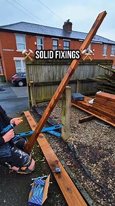 Framing up for a replacement fence ⚒️⚒️ Like for like fence install 🙌 #landscaping #landscaper #garden #work #fence #install #ideas #tips #install #fyp #fyppp | LNC Landscapes and Paving