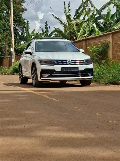 2018 Volkswagen Tiguan 2.0 TSI 4Motion R-line 162TSI. 2000cc EA888 gen 4 petrol engine(same on Golf 7.5 GTI), 7 speed automatic transmission (DQ500 almost similar to the one on Audi RS3), all wheel drive(same rear drivetrain on the Golf 7.5R), full sliding panoramic sunroof, surrounding view cameras, full leather interior, Android auto/Apple carplay, digital cluster, blind spot monitoring system, lane departure alert system, heated front seats, 8-way powered driver's seat with memory, DCC(dynami