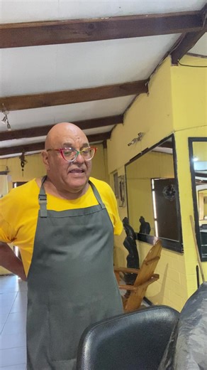 Entrevista a Carlos, el peluquero famoso de Batuco