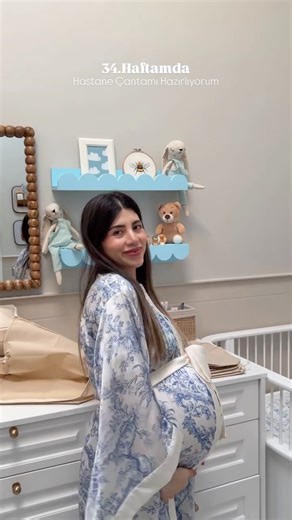 Sevdenur Erdoğan on Instagram: "Hastane çantamı hazırladım👶🏻👶🏼 Çantalarım @mcdbagcom 🤎 #reklam Bebek için ; - 10 adet bebek bezi - 4 adet alt açma matı - 1 paket yenidoğan ıslak mendil - 1 paket pamuk - Pişik kremi - Süt kaşığı - 1 adet emzik - Emzik kutusu - 1 adet kalın battaniye - 1 adet müslin battaniye - 2 adet yenidoğan alt-üst takım şapkalı eldivenli - 2 adet yedek zıbın - 3 adet ağız mendili - 3 çift çorap - Fotoğraf çekimi için takım tulum - Hastane çıkışı için takım tulum - Emzirm