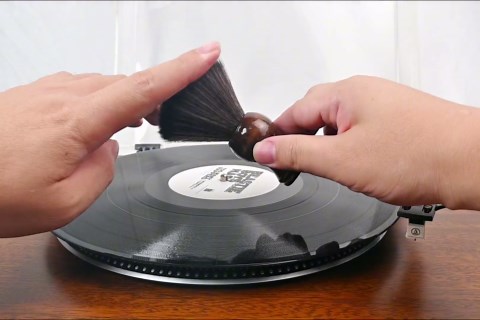 6-in-1 Vinyl Record Cleaning Kit | Vinyl Record Cleaner Kit – Includes 2in1 Velvet Microfiber Brush, Soft Antistatic Nano Fiber Brush, Cleaning Liquid, Duster & Stylus Brush, Storage Box, for Records