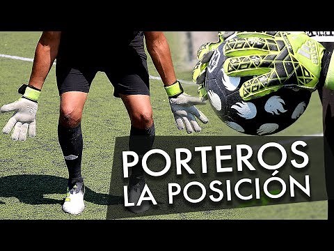 HOW to be a GOALKEEPER (Goalie) - Position to throw, block, take out and clear