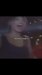 I love when she lets out little scream outbursts then laughs after😅 | Whó Mè