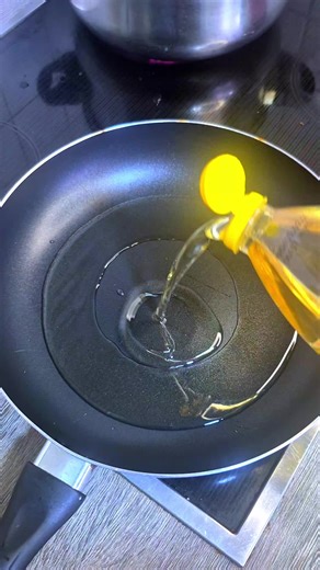 Cooking with Friends: A Delicious Myanmar Meal