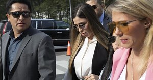 Los graves delitos que se le imputan a la modelo Emma Coronel, esposa de 'El Chapo' Guzmán