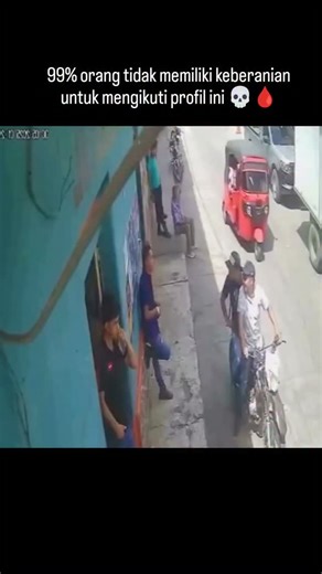 spetsoperatsiya on Instagram: "Tesla Cybertruck adalah truk pickup listrik dengan desain futuristik dan garis lurus yang menarik perhatian. Tesla mengklaim bahwa mobil ini anti peluru dan trim stainless steel ultra-keras membuatnya tahan terhadap bekas keausan. Beberapa fitur dari Tesla Cybertruck adalah: Desain: Tampilan Cybertruck terinspirasi oleh kendaraan film seperti Blade Runner: Android Hunter, 007 - The Spy Who Loved Me dan Mad Max: Road of Fury. Otonomi: Cybertruck memiliki 400 km oton