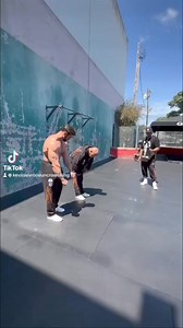 At The Mecca Golds Gym / Posing With Logan #ledgendary | Kevin Levrone