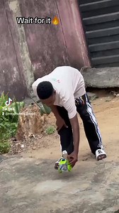 23K views · 184 reactions | I made a walking robot  #fypシ゚ #virals #SharePost #followers | Joe Invent | Facebook