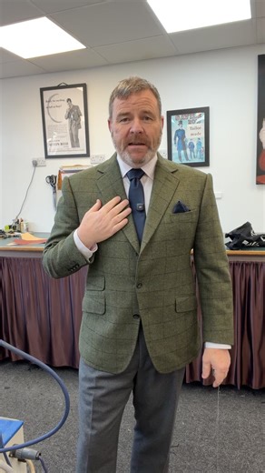 Bespoke trousers preparation. Today I’m wearing my green with black overcheck Cheviot wool coat, pink micro check shirt, grey flannel trousers and blue silk tie. There’s fewer than six genuine bespoke tailors in the U.K. that are cutting and singlehandedly making every garment through to finish in house. All my garments have been cut and completely made in house since 1996. www.desmerrion.com #luxurymenswear #finetailoring #handmadeinengland #weddingsuits #savilerowbespoke