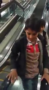 وزیراعظم سے التماس ہے کہ ان بچوں کو ان کے شہروں میں کیسیاں بنا کے دیں  | Communicator | Facebook