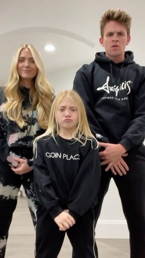 The LaBrant Fam on Instagram: "Coolest Trio😎❤️ • • • #labrant #labrantfamily #coleandsav #savlabrant #thelabrantfamily #tiktoktrend #tiktok #dance #viral #instareels #reels #video #videooftheday #repost #dancing #skills #instadaily @sav.labrant @cole.labrant @everleighrose"