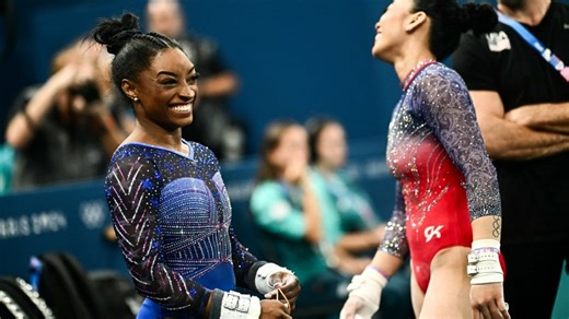 Biles, Lee hold strong at halfway point through women's gymnastics all-around