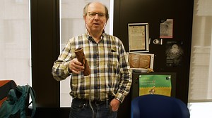 77K views · 1.2K reactions | Noise doesn't need much to make a noise as Sam Howison demonstrates with his latest choice from the Oxford Mathematics Toybox. Thunder tube is go. | Oxford Mathematics | Facebook