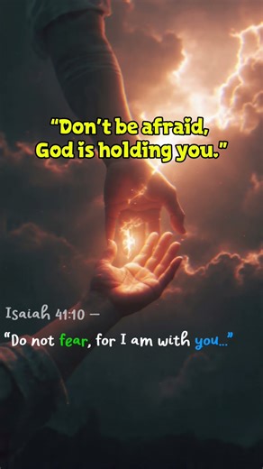 Isaiah 41:10 - Don’t Be Afraid—God Is Holding You #versefortoday #bibleverse #bibleshorts #bible