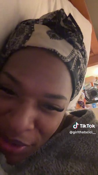 While rubbing them feet together too, the best sleep EVER 😭🤣 #fyp #sleep #foryou #sleepy