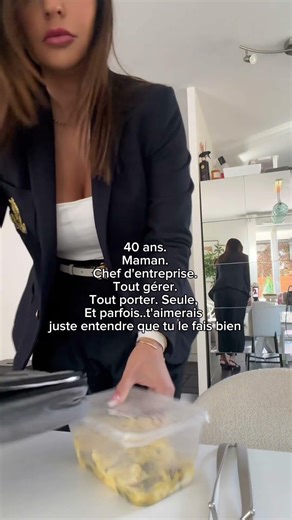 Juste besoin d’être validée de temps en temps … #maman #entrepreneure #girlboss