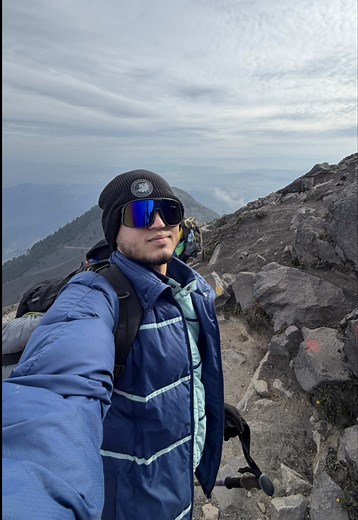 Parte 1. Acompáñeme a subir el volcán Acatenango ⛰️🔥👏🏻 @JOSUÉ MATTA REALTOR #josuetobarmatts #volcanacatenango #volcandefuego #guatemala🇬🇹 #estilodevida