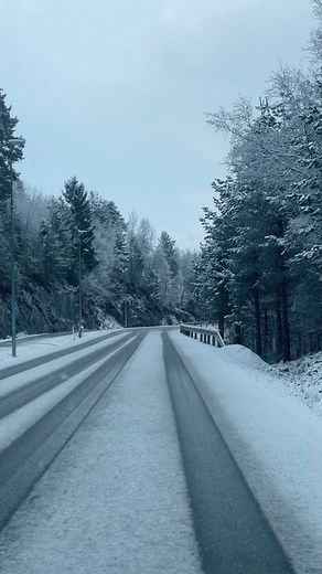 193 reactions · 15 shares | spring snow ❄️ #norway #molde | JenPiotur | Facebook