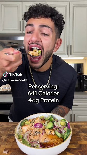 Demure Air Fryer Bang Bang Salmon with Cucumber Salad