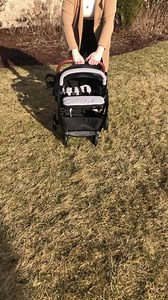 "OMG the bend and snap! Works every time!" ✨ But *seriously*, you can open and close this stroller with the click of a button!  ・ ・ ・ ・ #SummerInfant #Summer #GoWithSummer #OnTheGo #Summer3DQuickCloseStroller #3DQuickClose #BendAndSnap | Summer | Facebook