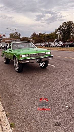 Jco’s Customz LLC 📸🎥 on Instagram: "Brougham Box Chevys pulled up back to back Nasty tuckin @mtw805 wheels @vec.s 😮‍💨🔥🔥🔥🔥🔥 Full video on YouTube #chevrolet #capriceclassic #brougham #mtwbillets"