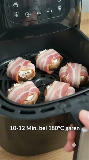 Gefüllte Champignons mit Frischkäse im Baconmantel