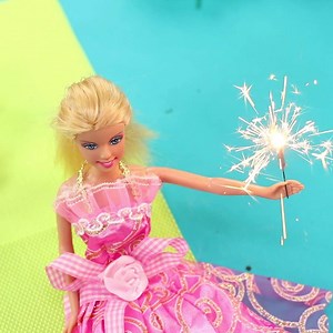 45K views · 715 reactions | 15 Clever Barbie Hacks And Crafts. Full video: https://youtu.be/yc1ZoZYrHdE | Troom Troom | Facebook