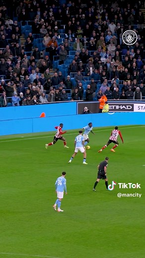 Doku in Slow Motion: Stunning Dribbling Skills