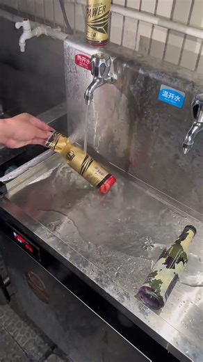 Perfect Bottle Label Shrink Using Hot Water Only.#drink