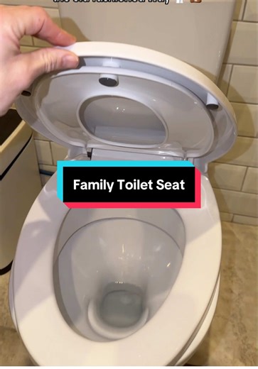 Family Toilet Seat with Built-In Toddler Training Feature