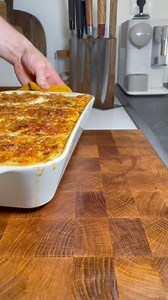MÉGA GRATIN DU POTAGER 🍆🥒#gratin #courgette #zucchini #aubergine #tomate #vege #vegetarian #recette #recipe #recipes #mozzarella #cheese | Qistoh