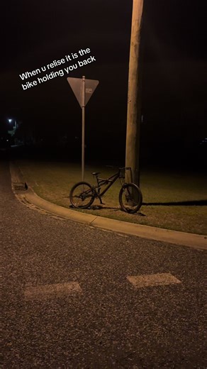 Mastering MTB Whips: Tips and Techniques Explained